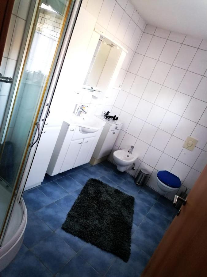 Ferienwohnung Mit Terrasse Fuer Bis Zu 4 Personen Balve Esterno foto